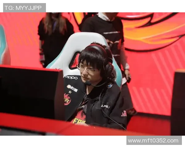 FPX战队中路突破战术解析与CSGO赛事表现深度剖析 FPX战队中路突破战术解析与CSGO赛事表现深度剖析
