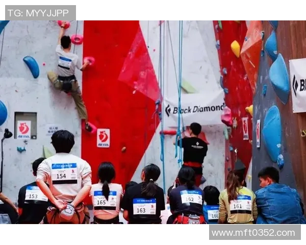 上海攀岩队比赛经验引发热议选手表现与教练策略成焦点 上海攀岩队比赛经验引发热议选手表现与教练策略成焦点