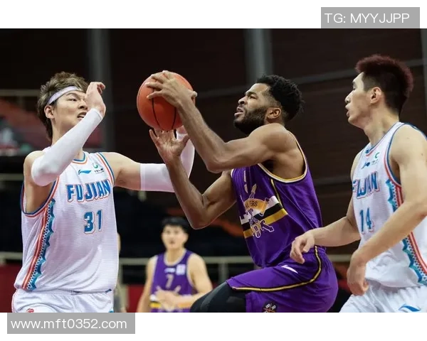 深入探讨北京篮球队在赛季中的力量表现与数据分析结果 深入探讨北京篮球队在赛季中的力量表现与数据分析结果